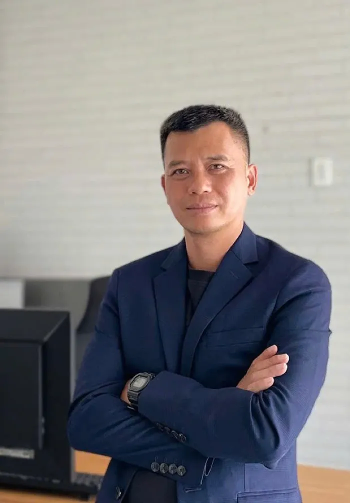 Hung Pham — CEO & Principal Architect